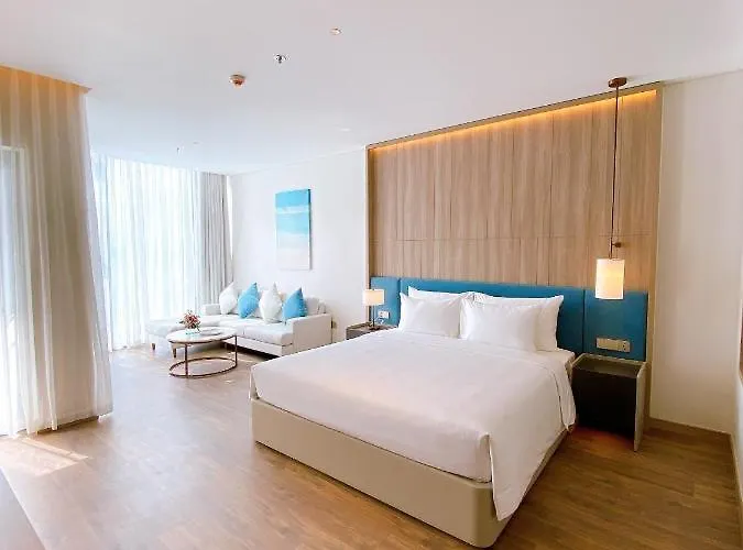 A La Carte Bay View 1 Hotel Ha Long
